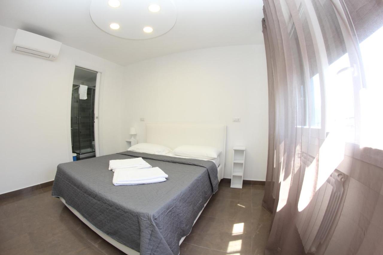 Mondo Suites Apartments Napoli Eksteriør billede